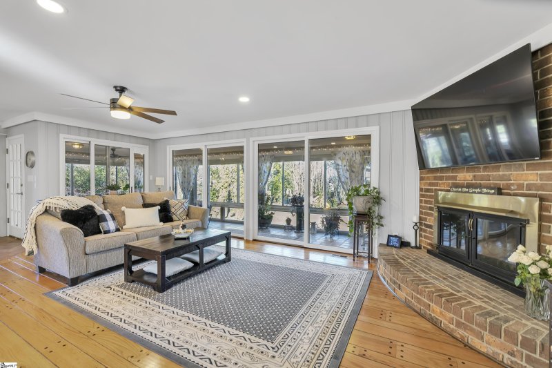 Property image 5 at 201 Huntington Road, Greenville, SC 29615