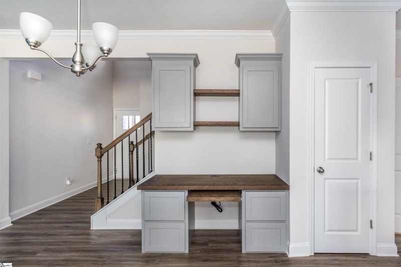 Property image 3 at 567 Yellow Fox Road, Greer, SC 29650