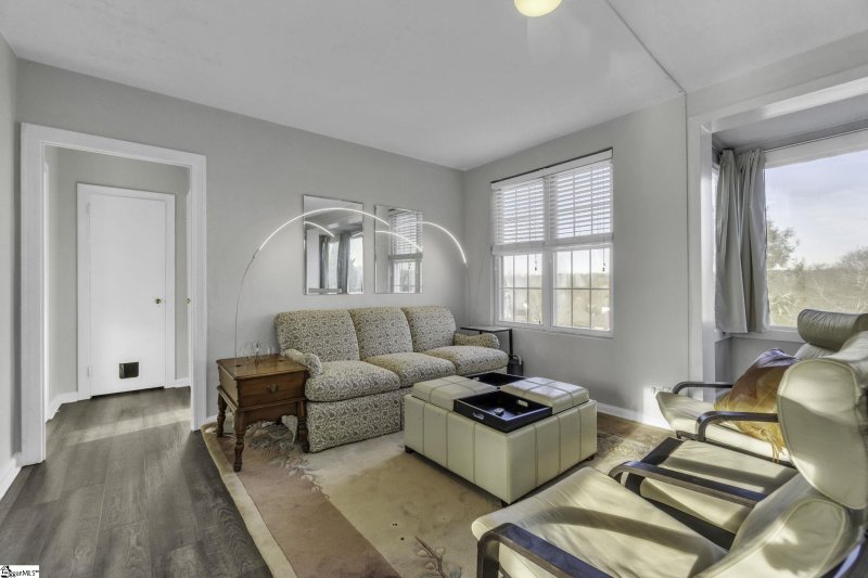 Property image 3 at 601 Cleveland Street, Greenville, SC 29601-3842