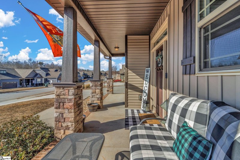 Property image 5 at 503 Turning Leaf Lane, Greer, SC 29651