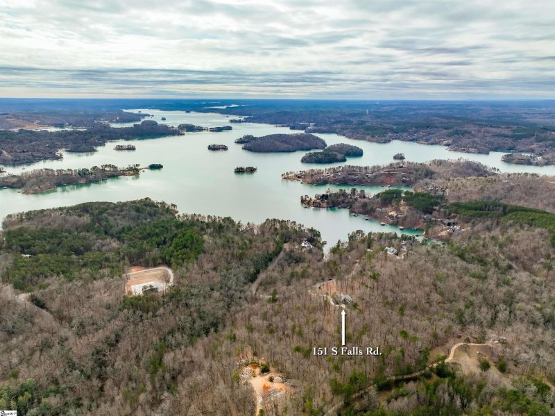 Property image 2 at 151 S Falls Road, Sunset, SC 29685