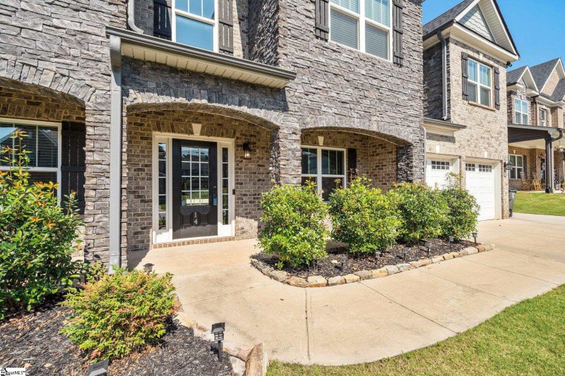 Property image 3 at 14 Larose Court, Simpsonville, SC 29681