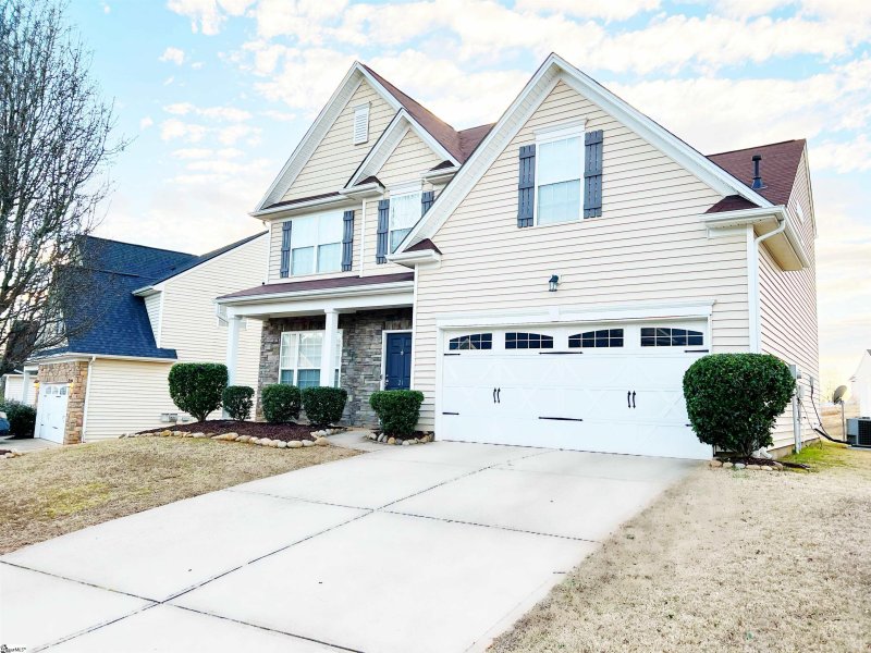 Property image 5 at 21 Shale Court, Greenville, SC 29607