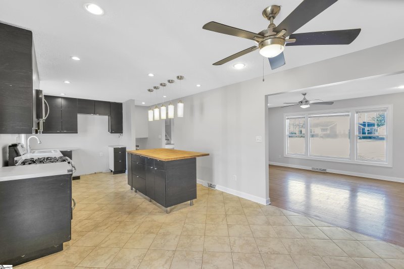 Property image 5 at 5023 Raintree Lane, Greenville, SC 29615