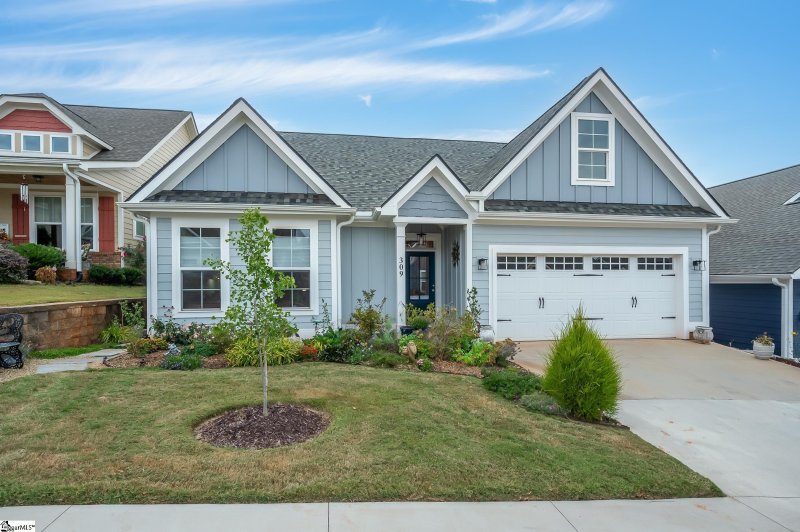 Property image 2 at 309 Farmers Market Street, Taylors, SC 29687
