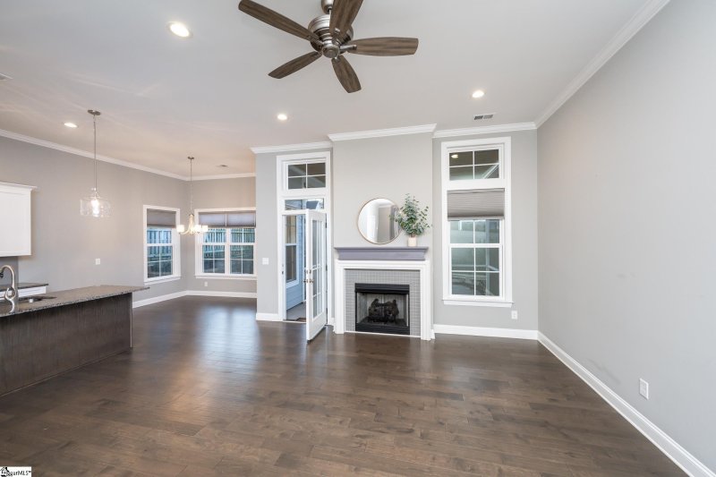 Property image 4 at 309 Farmers Market Street, Taylors, SC 29687
