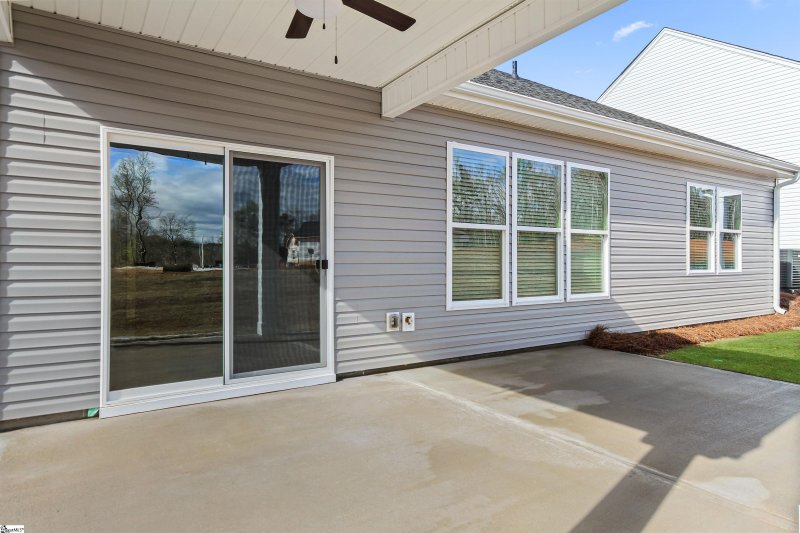 Property image 5 at 912 Maple Grove Way, Greer, SC 29651