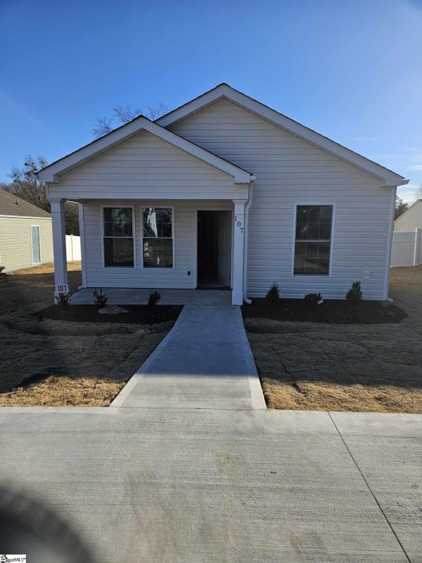 Property image 2 at 107 COLLETON Lane, Clinton, SC 29325