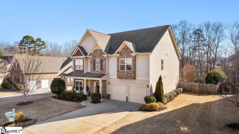 Property image 2 at 233 Colfax Drive, Boiling Springs, SC 29316