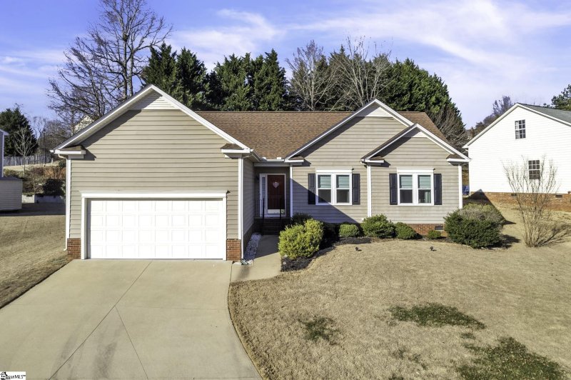 Property image 2 at 218 Marcie Rush Lane, Greer, SC 29651