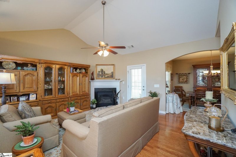 Property image 2 at 101 Champions Pointe, Greenville, SC 29609