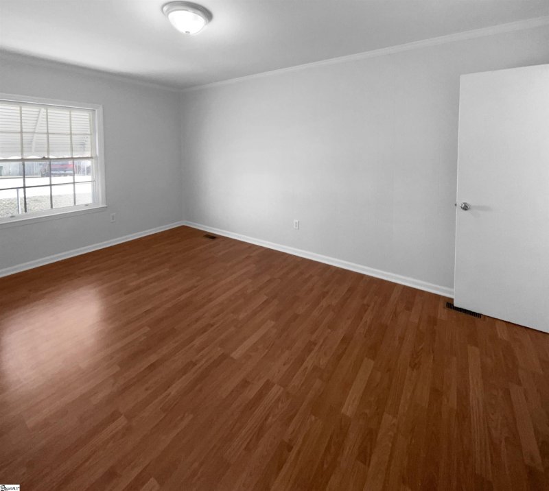 Property image 5 at 501 Georgia Street, Fountain Inn, SC 29644