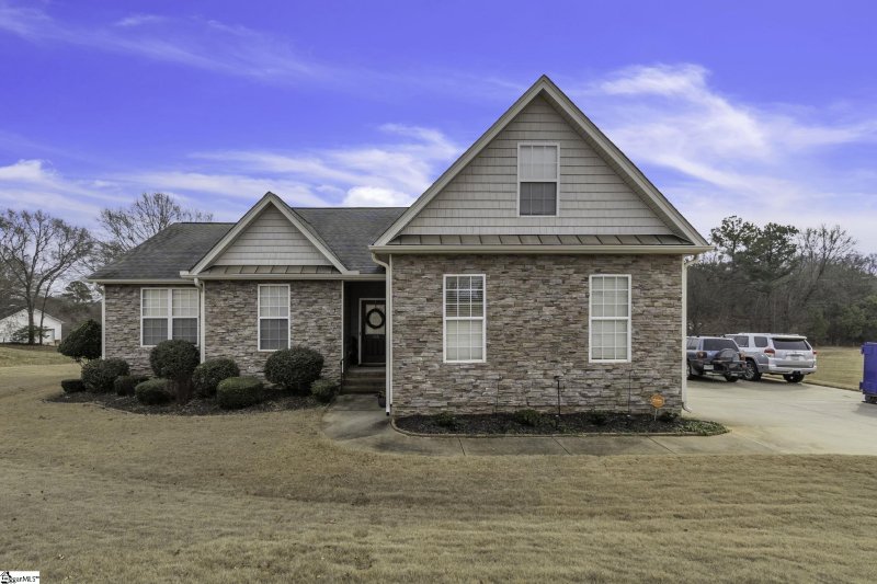 300 Jericho Ridge Trail