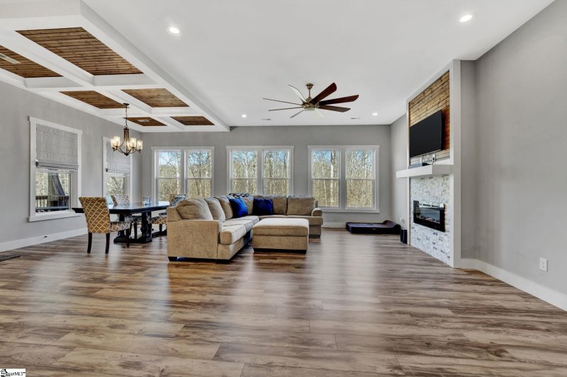 Property image 5 at 108 Harpers Ferry Court, Simpsonville, SC 29681