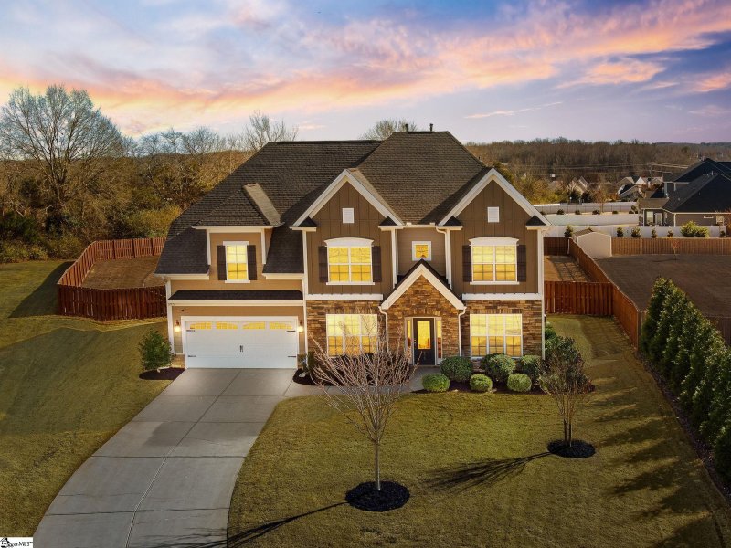 202 Walnut HIll Court