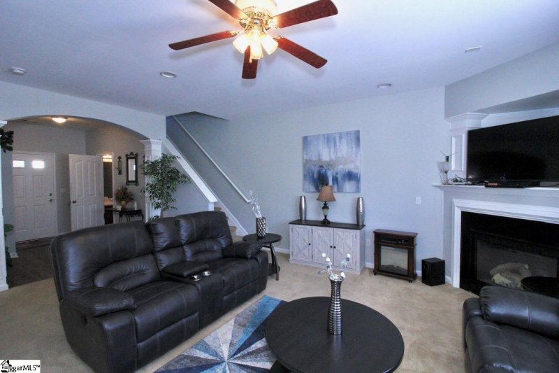 Property image 3 at 4 Sweet Shade Way, Greenville, SC 29605