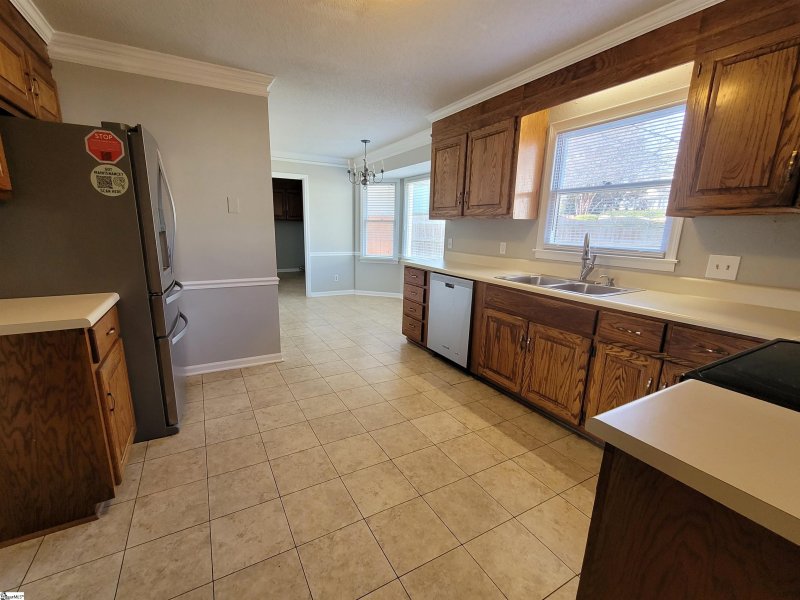 Property image 5 at 617 Oak Pointe Court, Greenville, SC 29615