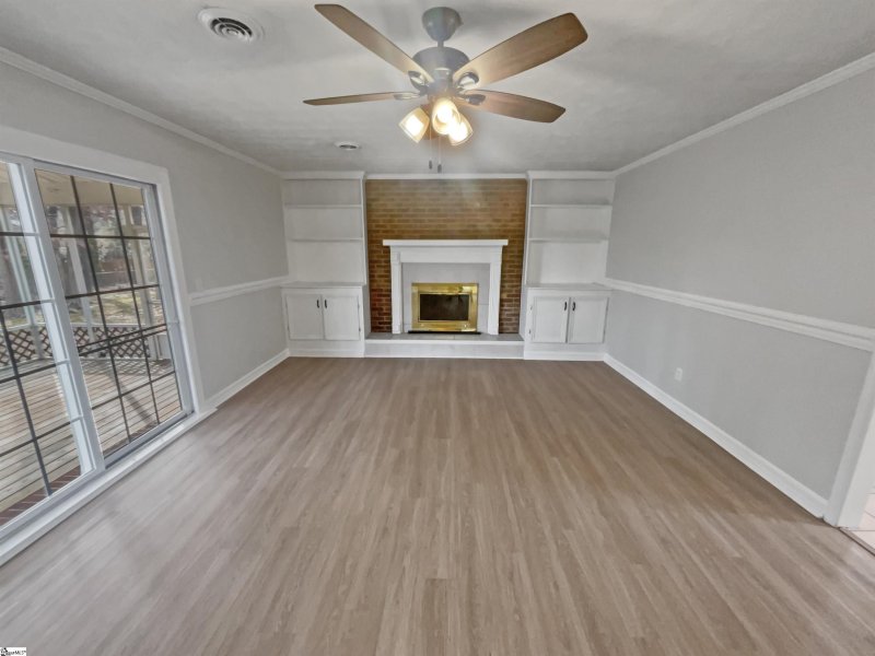 Property image 2 at 119 Coalmont Court, Simpsonville, SC 29681