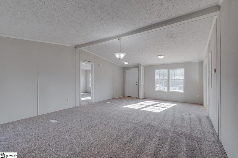 Property image 5 at 6 Hydro Court, Greenville, SC 29611