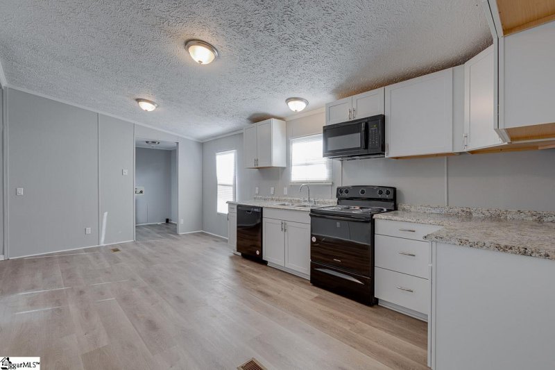 Property image 3 at 107 Current Drive, Greenville, SC 29611