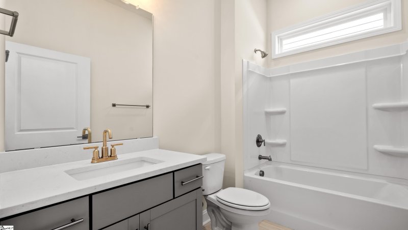 Property image 5 at 429 Jack Hunter Place, Reidville, SC 29388