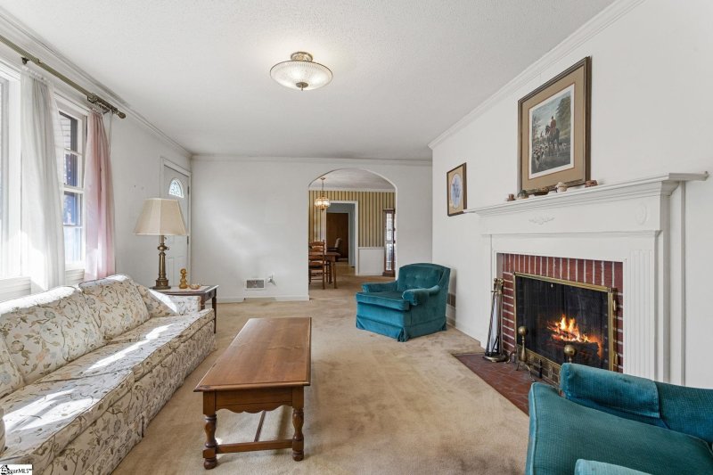 Property image 2 at 5 Berryhill Road, Greenville, SC 29615-1211