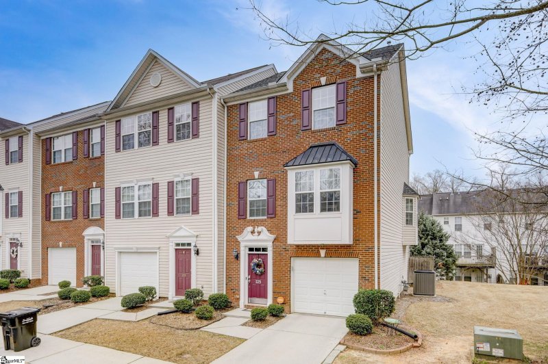 Property image 2 at 125 Sylvan Oak Way, Simpsonville, SC 29681