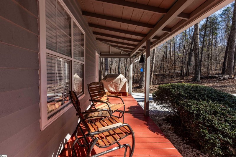 Property image 5 at 712 Kingswood Drive, Westminster, SC 29693