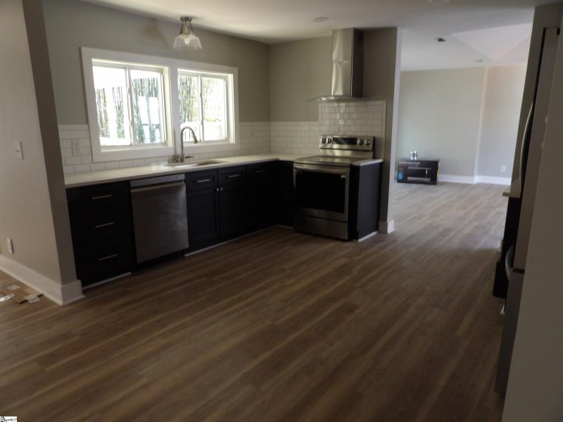 Property image 4 at 20 MEREDITH Lane, Greenville, SC 29607