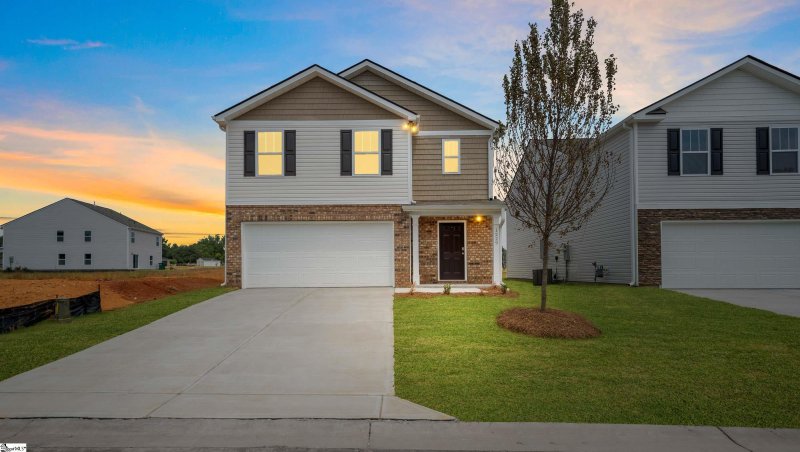 Property image 2 at 1229 Golf Drive, Roebuck, SC 29376