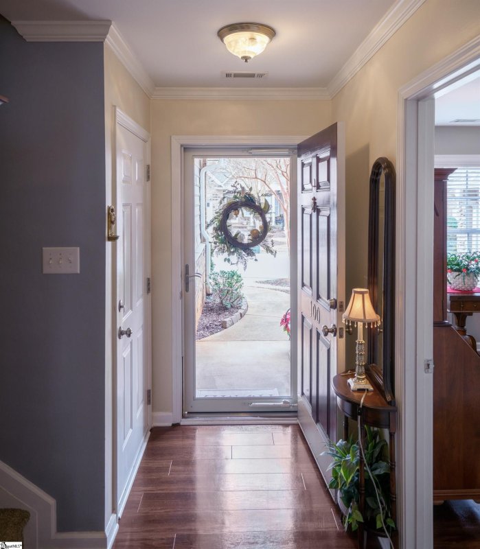 Property image 3 at 100 Hingham Way, Greer, SC 29650