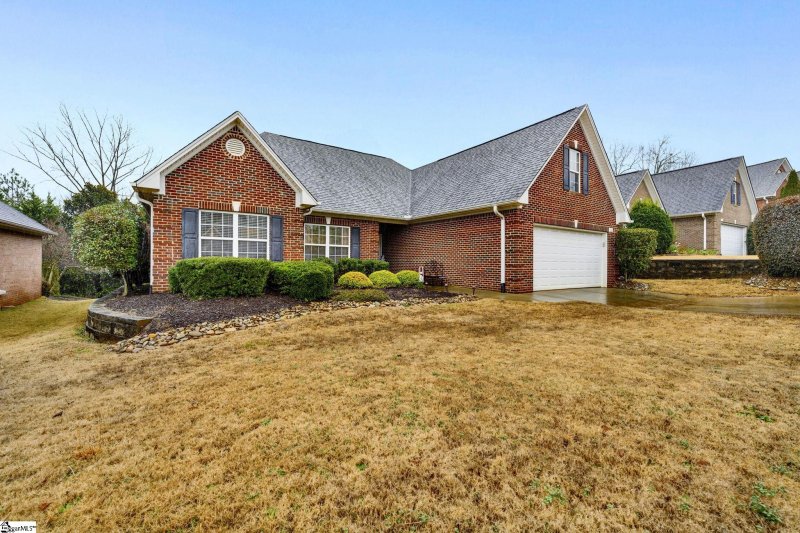 Property image 2 at 220 N Hamlet Court, Moore, SC 29369