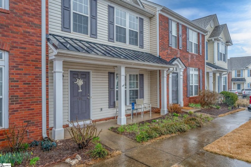 Property image 4 at 174 Spring Crossing Circle, Greer, SC 29650