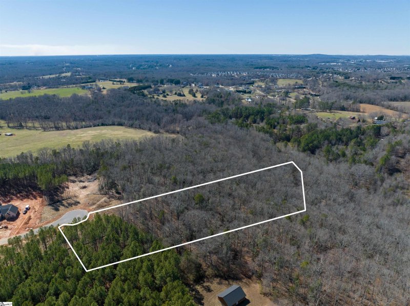 Property image 4 at 40 Danielsen Way, Greer, SC 29651