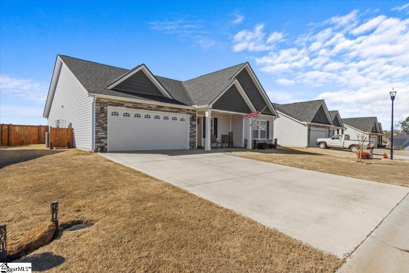 Property image 2 at 1005 Rosabella Lane, Greer, SC 29651