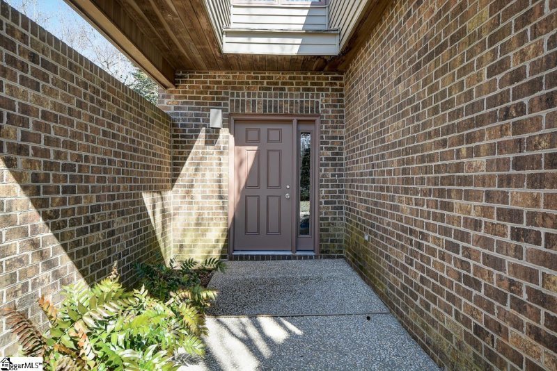 Property image 2 at 202 Hidden Hills Drive, Greenville, SC 29605