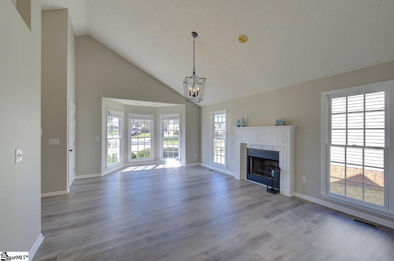 Property image 4 at 601 Lake Lennox Drive, Simpsonville, SC 29681