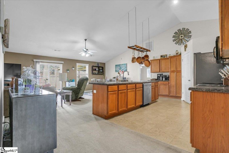 Property image 2 at 5 Patriots Pride Court, Simpsonville, SC 29680