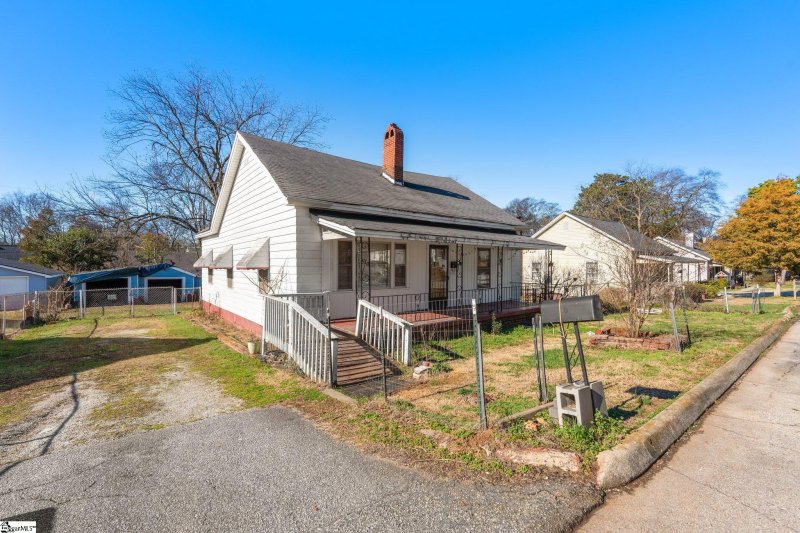 Property image 3 at 5 Furman Street, Greenville, SC 29611