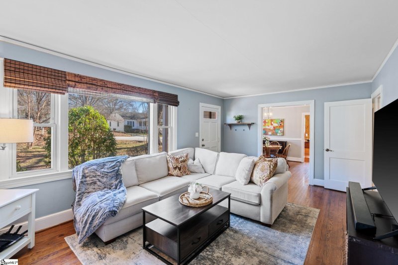 Property image 3 at 112 Winthrop Avenue, Greenville, SC 29607