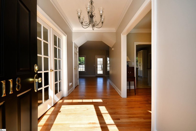 Property image 2 at 118 Stonewall Court, Easley, SC 29642