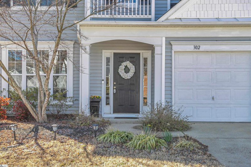 Property image 2 at 302 Collingsworth Lane, Greenville, SC 29615