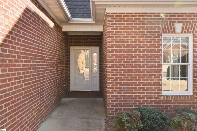 Property image 5 at 405 Redspire Drive, Greenville, SC 29617