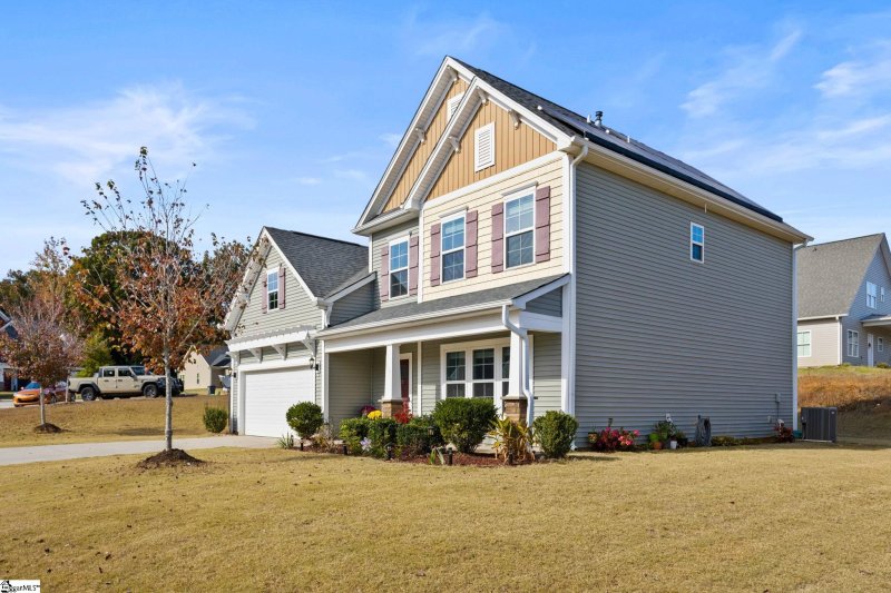 Property image 2 at 135 W Pyrenees Drive, Lyman, SC 29365