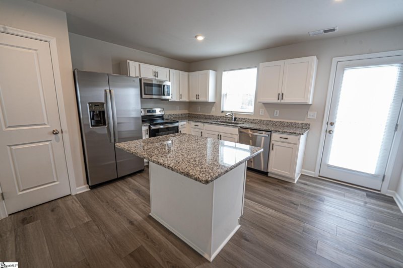 Property image 3 at 501 Mills Hill Way, Greenville, SC 29605