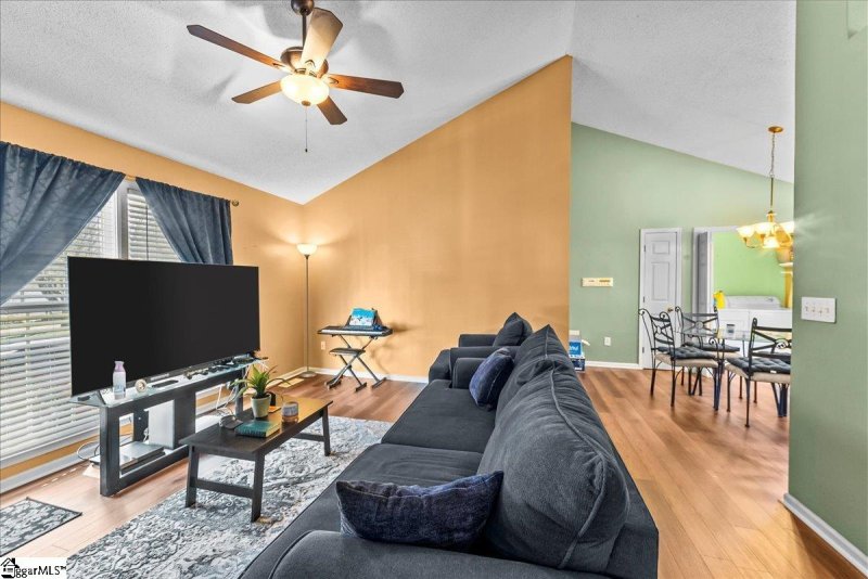 Property image 4 at 602 Oak Valley Drive, Simpsonville, SC 29681