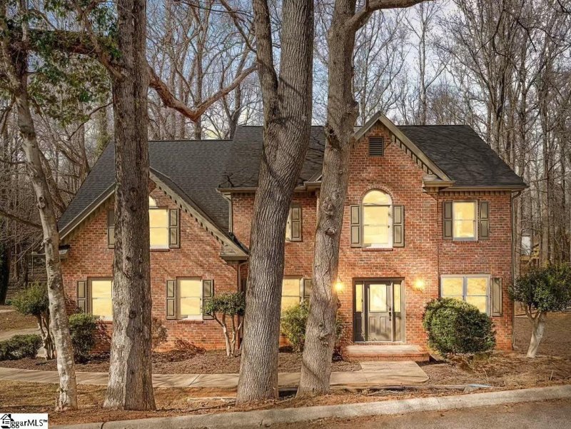 Property image 2 at 107 Sturbridge Drive, Greenville, SC 29615
