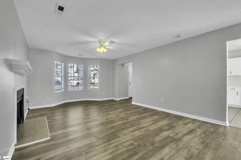 Property image 2 at 7 Allenwood Lane, Greer, SC 29650