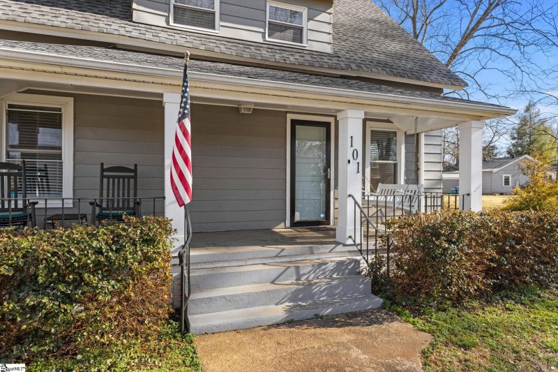 Property image 2 at 101 Bud Street, Greenville, SC 29617