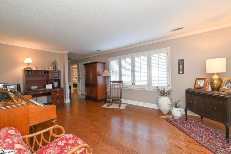 Property image 4 at 5 Sunderland Drive, Greenville, SC 29611